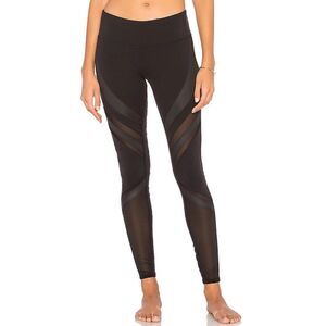 ALO YOGA Epic Leggings In Black sheer, Med $138 E11